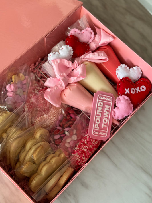 Valentine’s Day Cookie Decorating Kit